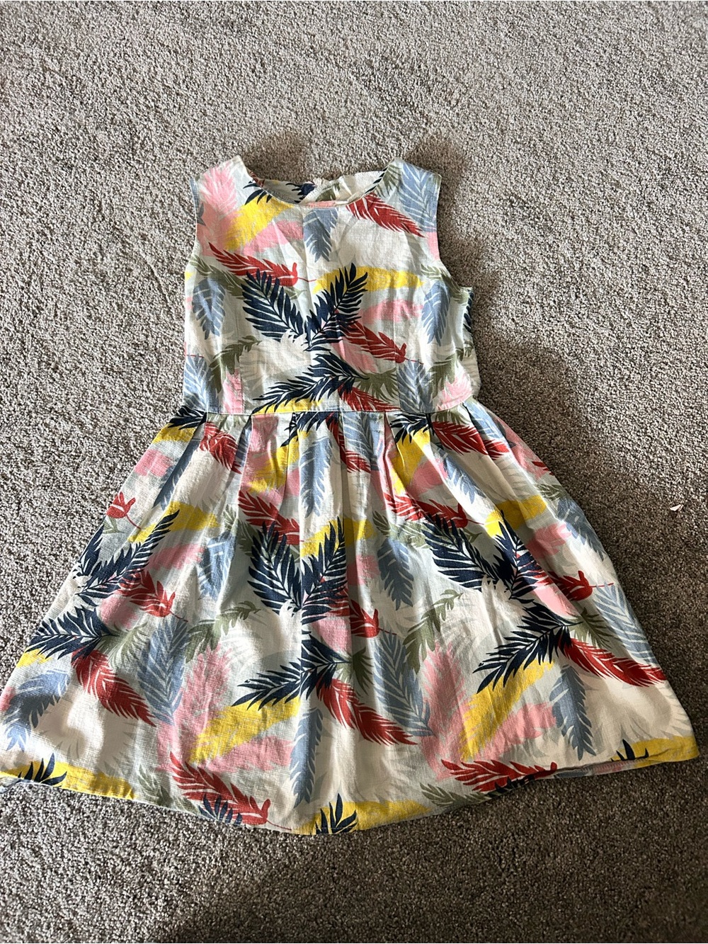 Sleeveless Tropical Leaf Print  Dress in Multi-Color